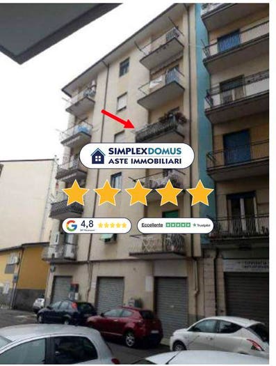 Appartamento trilocale in vendita in via dei Mille, Centro, Cosenza