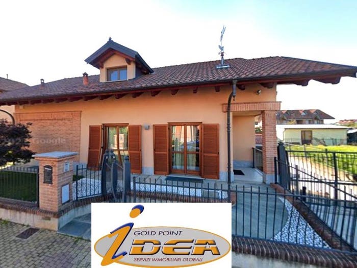 Casa con 6 locali in vendita in Via Casale, Castelrosso Torassi, Chivasso