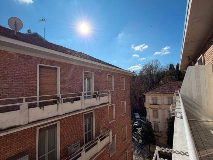 Appartamento trilocale in vendita in Salita Jacopone da Todi, Corso Dante, Asti