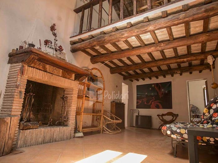 Casa con 6 locali in vendita in Via Maestra, Poggio, Otricoli