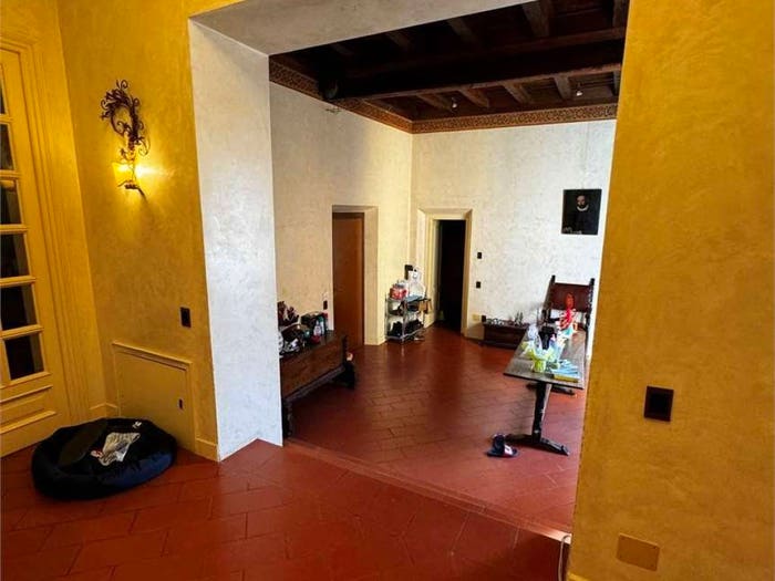 Appartamento con 6 locali in affitto in via Massari, Centro, Mantova