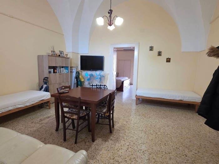 Appartamento trilocale in vendita in Via Savoia, Centro, Galatone