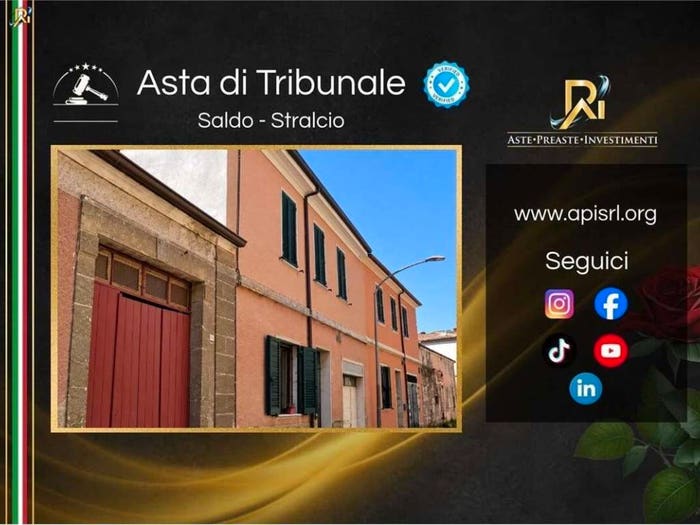 Appartamento con 6 locali in vendita in Via Amsicora, Ittiri