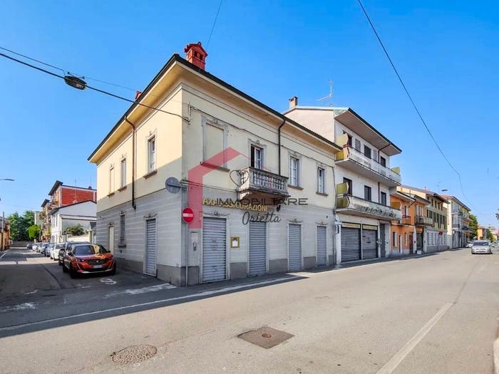 Casa con 6 locali in vendita in Via Monte Grappa, Centro, Corbetta