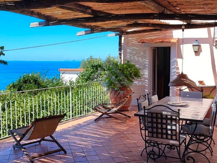 Casa con 5 locali in vendita in Massa Lubrense