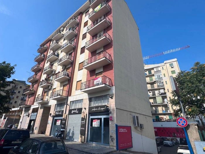 Appartamento quadrilocale in vendita in COSEMZA VIALE MANCINI, Mancini, Cosenza