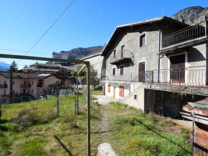 Casa con 5 locali in vendita in Località Soleil, Centro, Chatillon