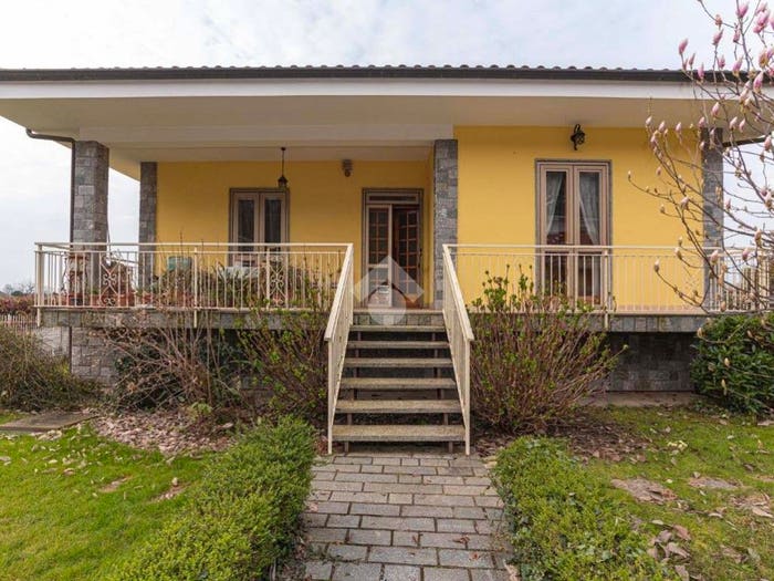 Casa quadrilocale in vendita in Strada Grange Foglietti, San Giovanni, Nole
