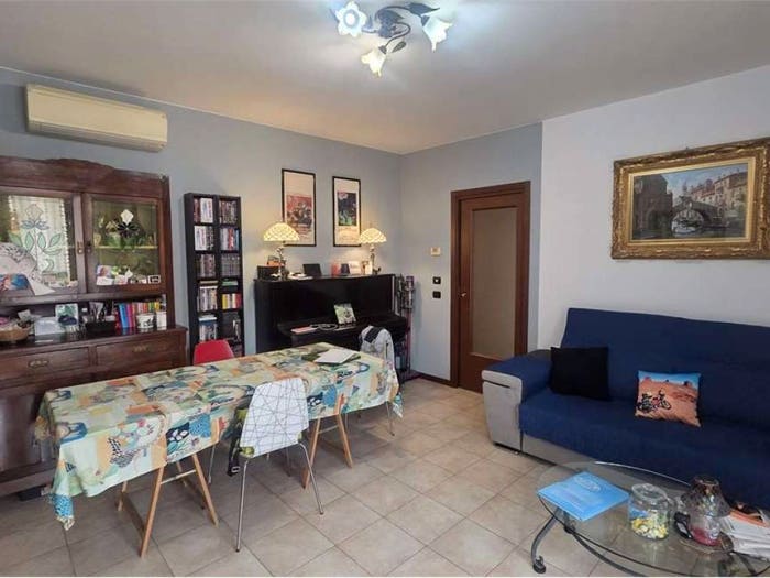 Appartamento con 5 locali in vendita in VIA MOTTA, Centro, Mirandola