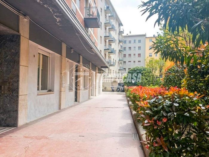 Appartamento trilocale in vendita in Via Capo di Lucca, Irnerio, Bologna