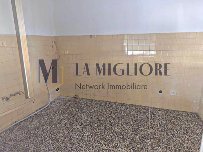 Appartamento trilocale in affitto in Viale Adua, Pistoia Ovest, Pistoia