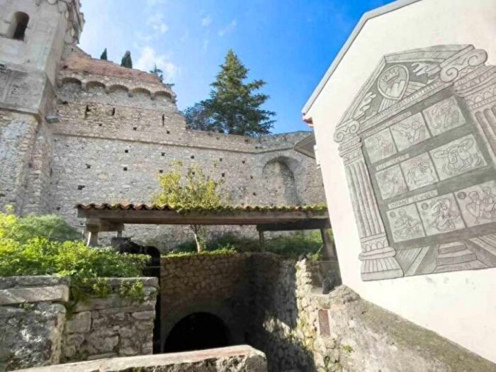 Appartamento monolocale in vendita in Largo Prigioni, Centro Storico, Catanzaro