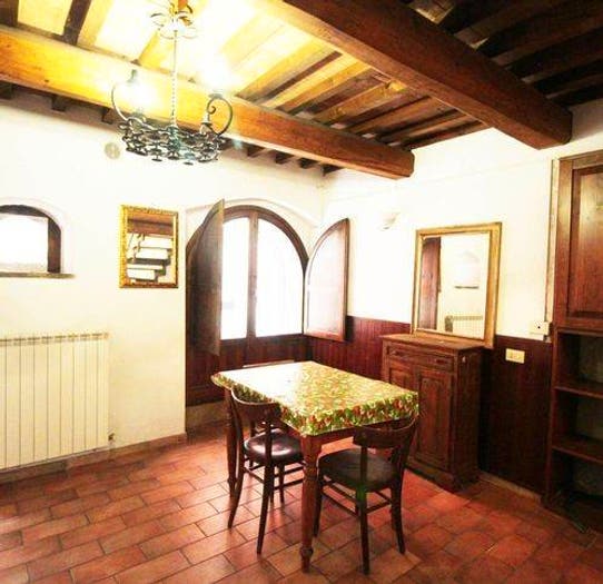 Appartamento trilocale in vendita in Via Roma, Centro, Fermignano
