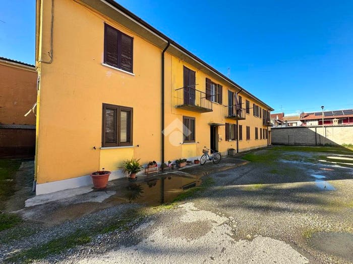 Appartamento bilocale in vendita in Via Castello, Centro, Pandino