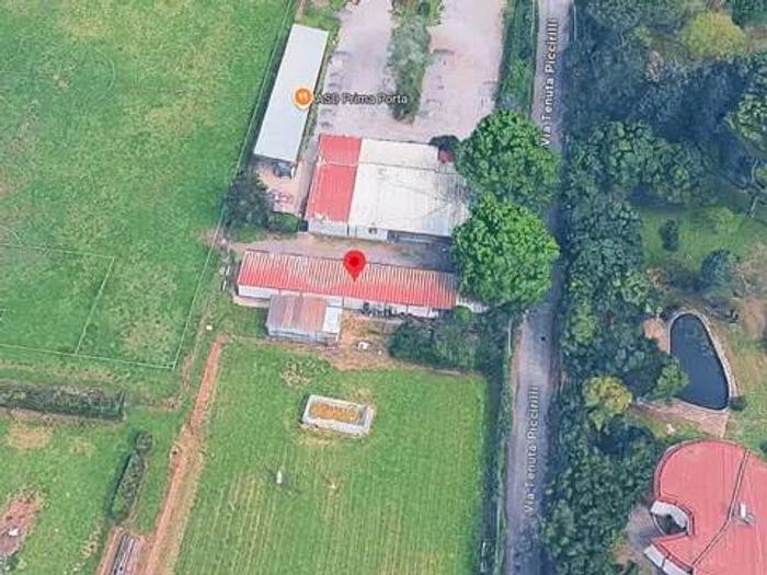 Appartamento con 6 locali in vendita in Via Tenuta Piccirilli, Prima Porta, Roma