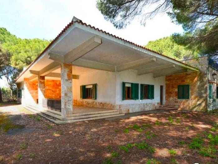 Casa con 6 locali in vendita in Strada Statale Adriatica No Number, Centro, Carovigno
