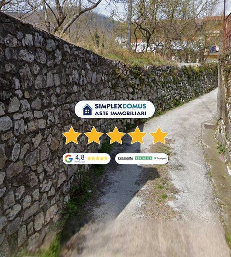 Appartamento quadrilocale in vendita in Vicolo Mele, Centro, Forino