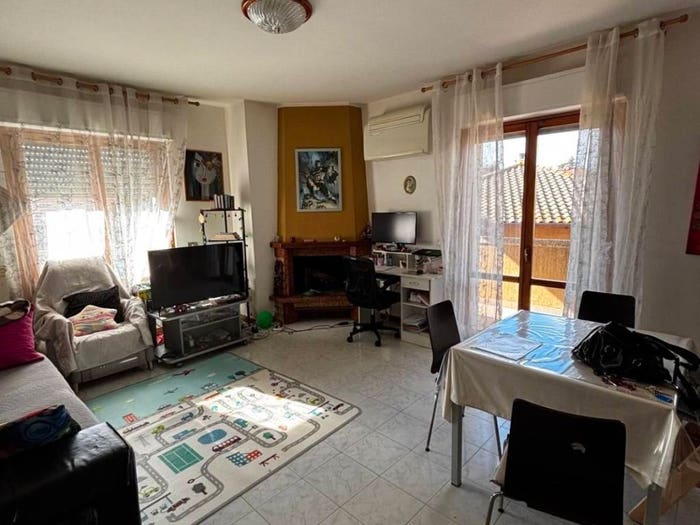 Appartamento quadrilocale in vendita in Via del Giuoco, Centro, Passignano sul Trasimeno