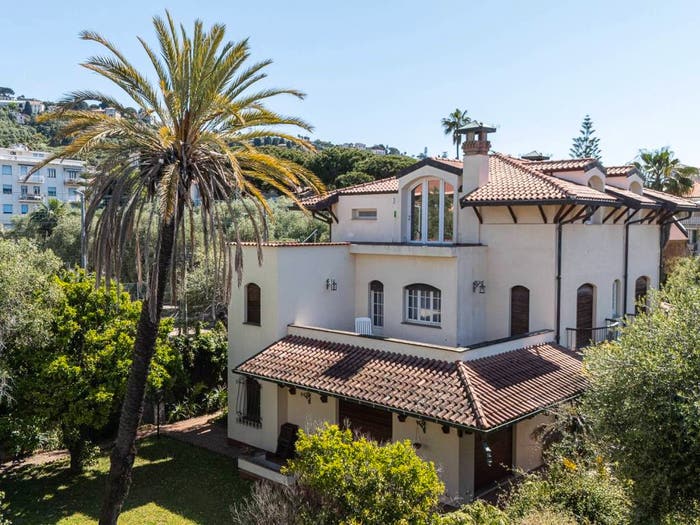 Casa con 6 locali in vendita in Via Cesare Balbo, Centro, Bordighera