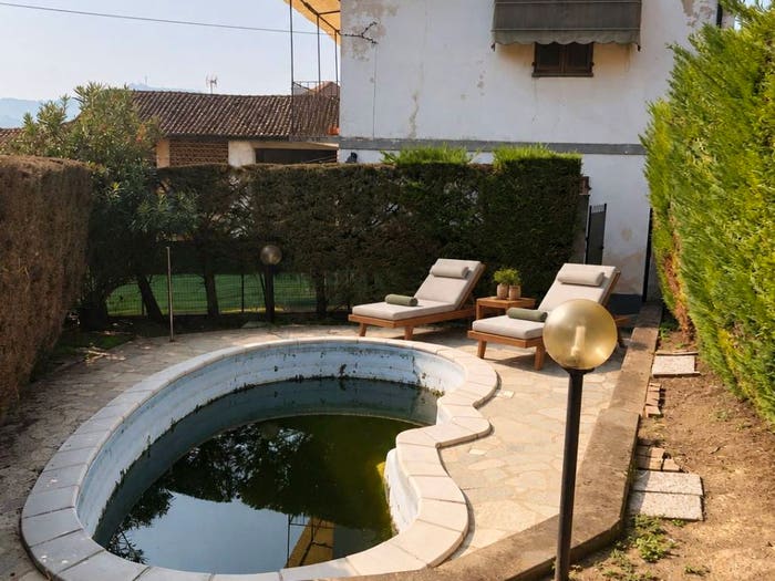Casa con 6 locali in vendita in Neive