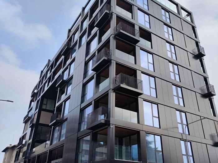 Appartamento quadrilocale in vendita in Via Francesco di Manzano, Viale Venezia Cormor, Udine