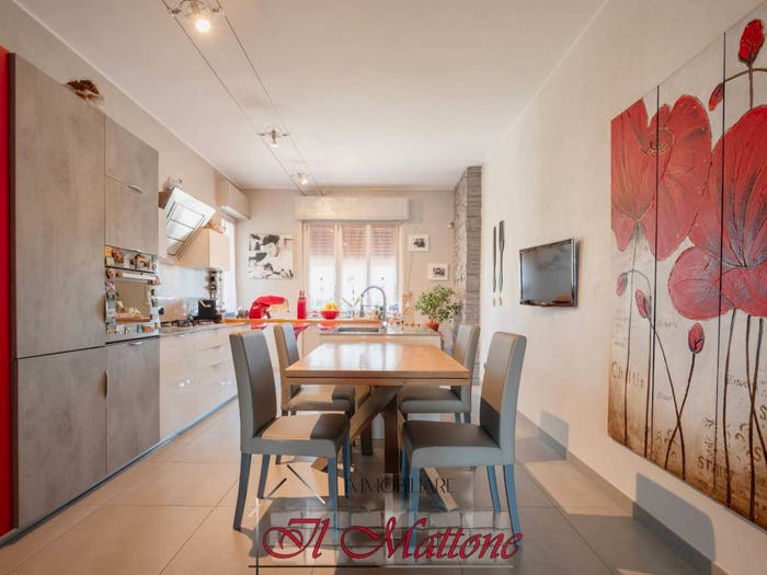Appartamento con 5 locali in vendita in Viale Ambrogio da Fossano, Centro, Fossano
