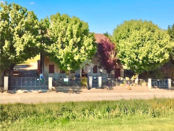 Casa con 6 locali in vendita in Via Viazzola Borgazzo, Novellara
