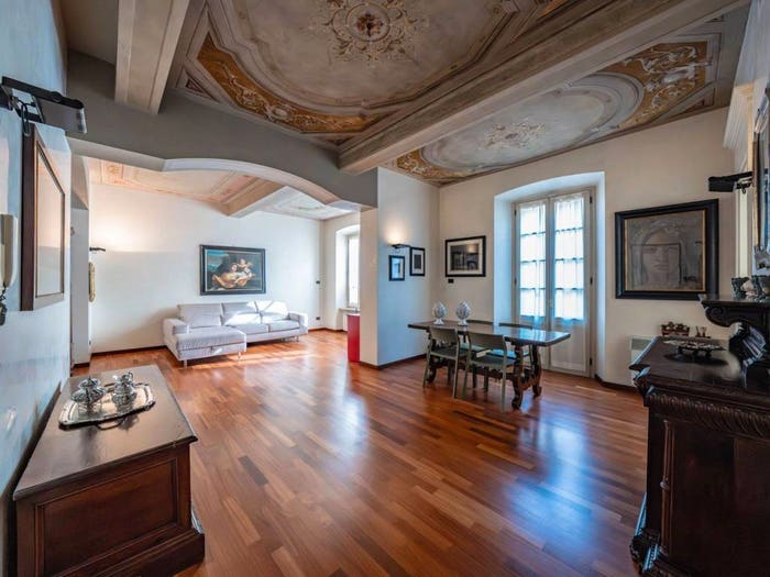 Appartamento trilocale in vendita in Borgo Amadio Ronchini, Centro Storico, Parma