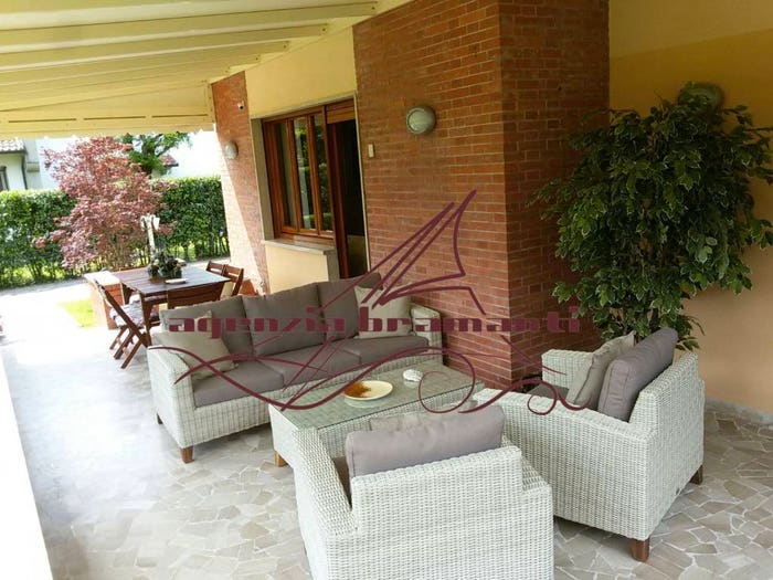 Casa quadrilocale in vendita in Via F Donati, Vittoria Apuana, Forte dei Marmi