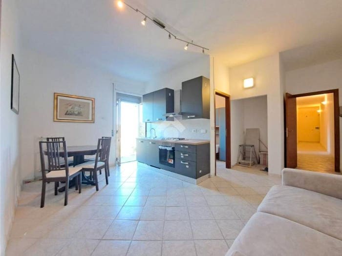 Appartamento con 5 locali in vendita in Via della Mola, Vignanello
