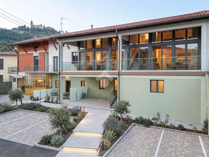 Casa con 6 locali in vendita in Via Alcide de Gasperi, Fontane Zurane Gresine, Provaglio d'Iseo