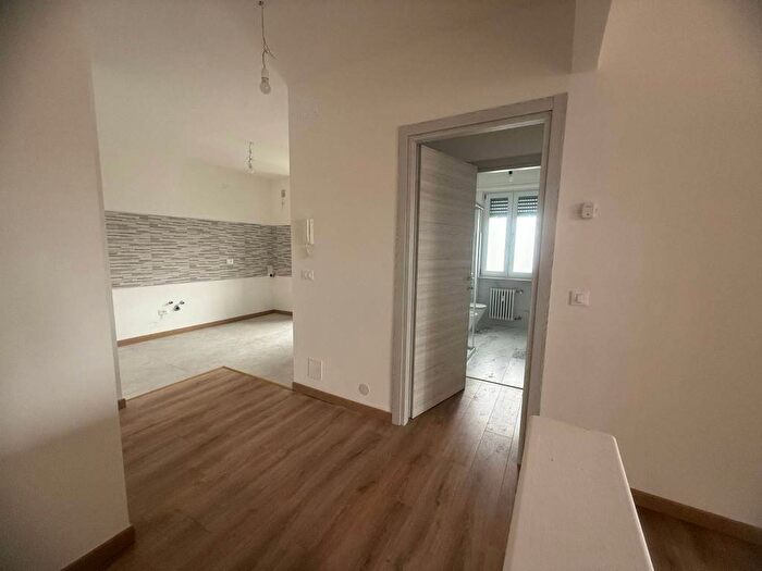 Appartamento trilocale in vendita in Via Tricesimo, Ospedale, Udine