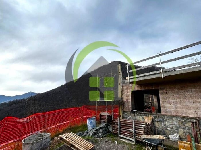 Appartamento trilocale in vendita in Orezzo, Gazzaniga