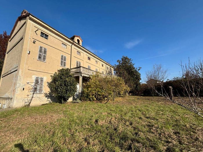 Casa con 6 locali in vendita in Corso XX Settembre, Frassineto Po