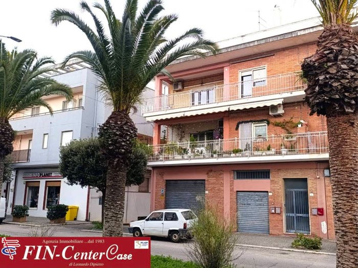 Appartamento quadrilocale in vendita in Viale Enrico Berlinguer, Centro, Bernalda