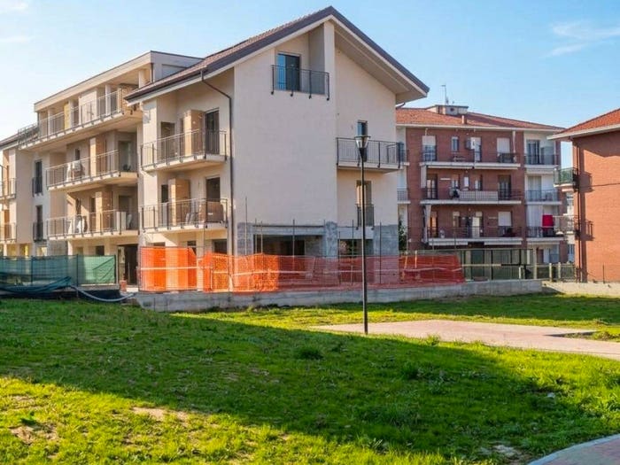 Appartamento trilocale in vendita in Via Roberto Biscaretti, Semicentro, Chieri