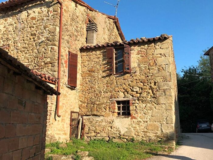 Casa quadrilocale in vendita in Vocabolo Ponibbiale, Ponibbiale, Piegaro
