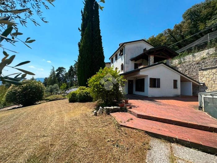 Casa quadrilocale in vendita in Via Prà della Tezza, Santorso