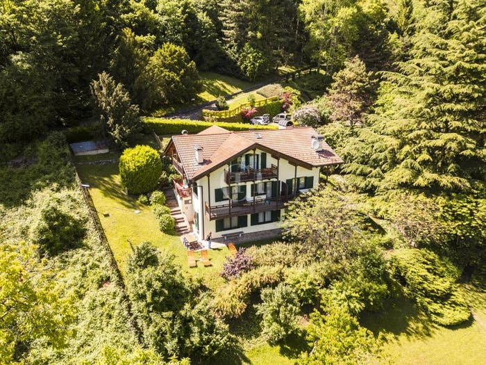 Casa con 6 locali in vendita in Loc Lago di Tenno, Tenno