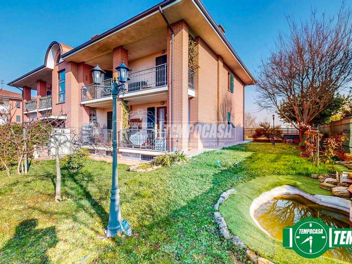 Appartamento bilocale in vendita in Via Cav Pietro Vernetti, Basaluzzo