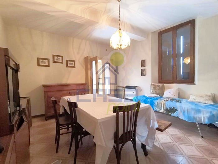 Casa con 6 locali in vendita in via Mulino, Centro, Solarolo Rainerio