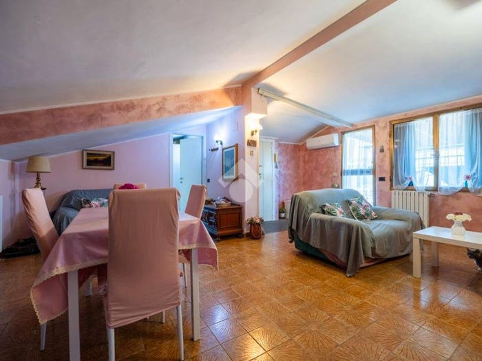 Appartamento trilocale in vendita in Via Casilina, Centro, Colonna