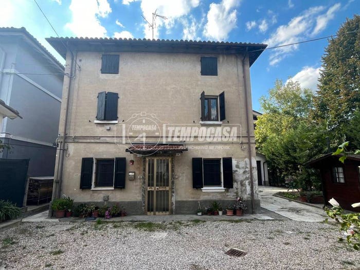 Casa con 6 locali in vendita in Via Fornace, Centro, Bomporto