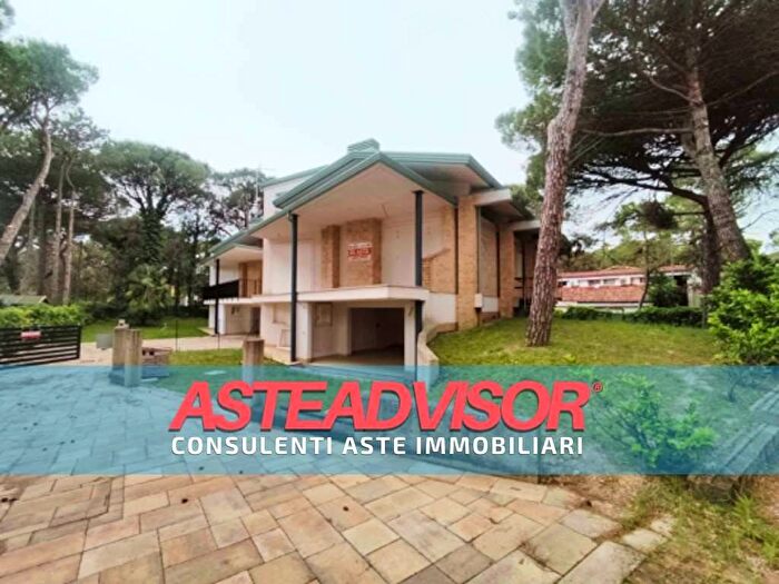 Casa con 6 locali in vendita in Calle Rembrandt, Centro, Lignano Sabbiadoro