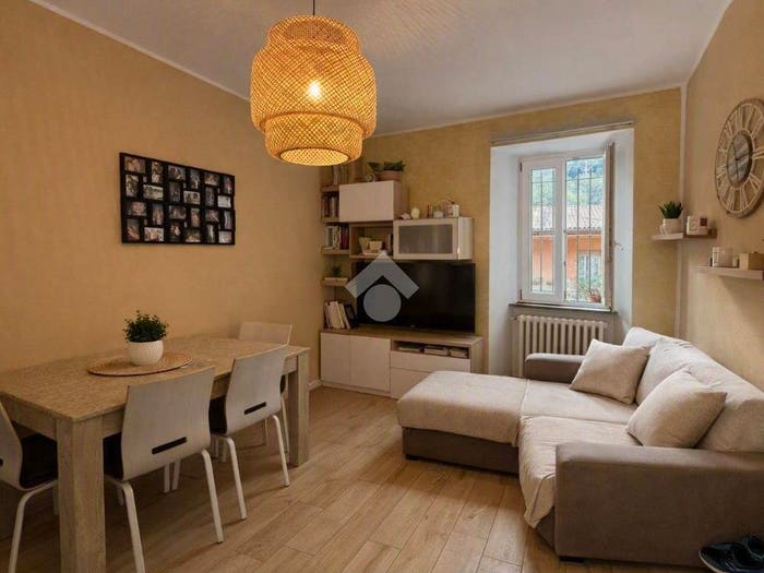 Appartamento trilocale in vendita in Via Francesco Berni, Laorca, Lecco