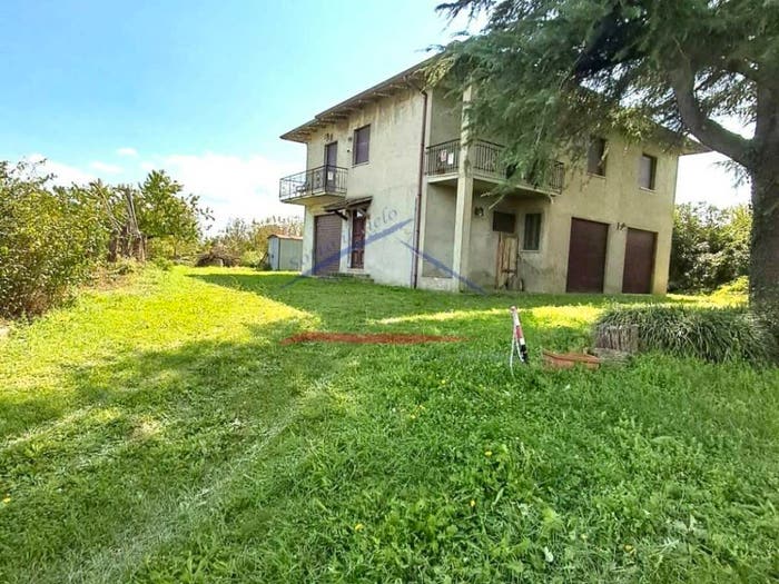 Casa con 5 locali in vendita in Quarata, Arezzo