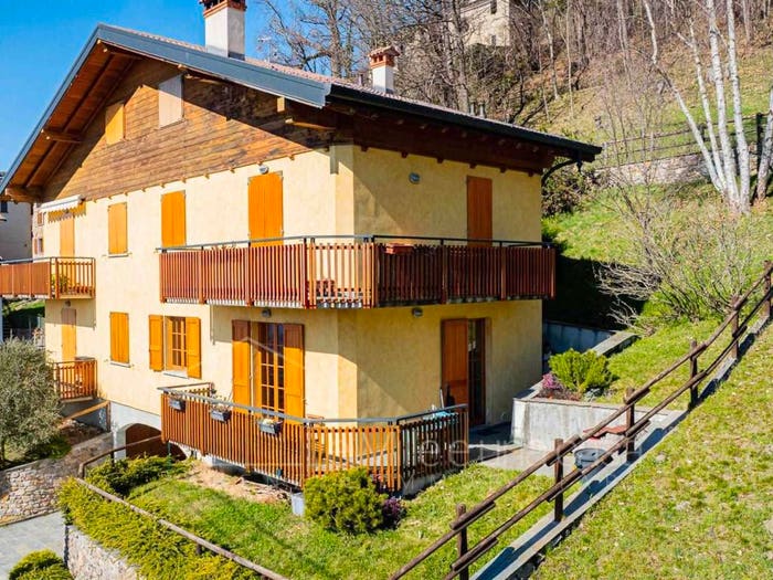 Appartamento bilocale in vendita in Via Frazione Sanico SNC, Bellano