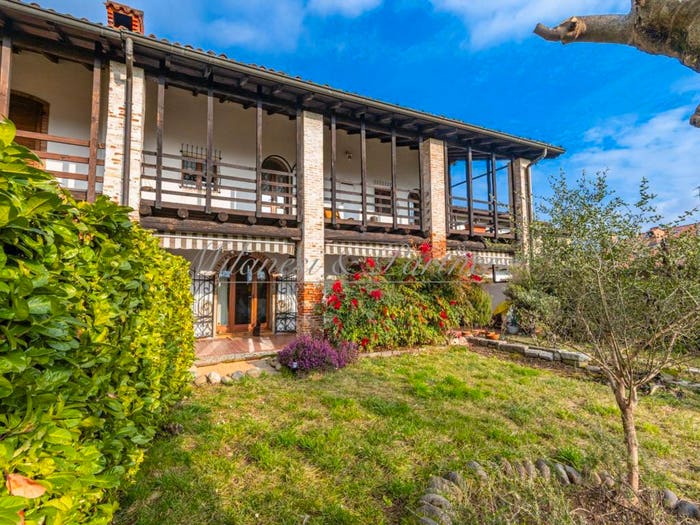 Casa con 6 locali in vendita in Via Porta, Centro, Almenno San Salvatore