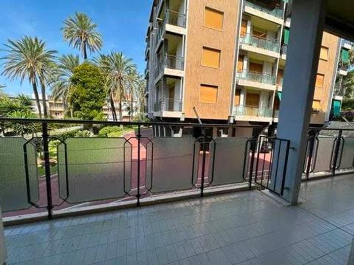 Appartamento quadrilocale in vendita in Centro, Bordighera