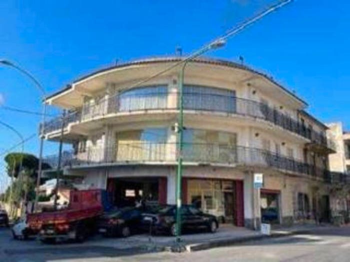 Appartamento con 5 locali in vendita in Via Nazionale Torregrotta ME Italia, Centro, Torregrotta